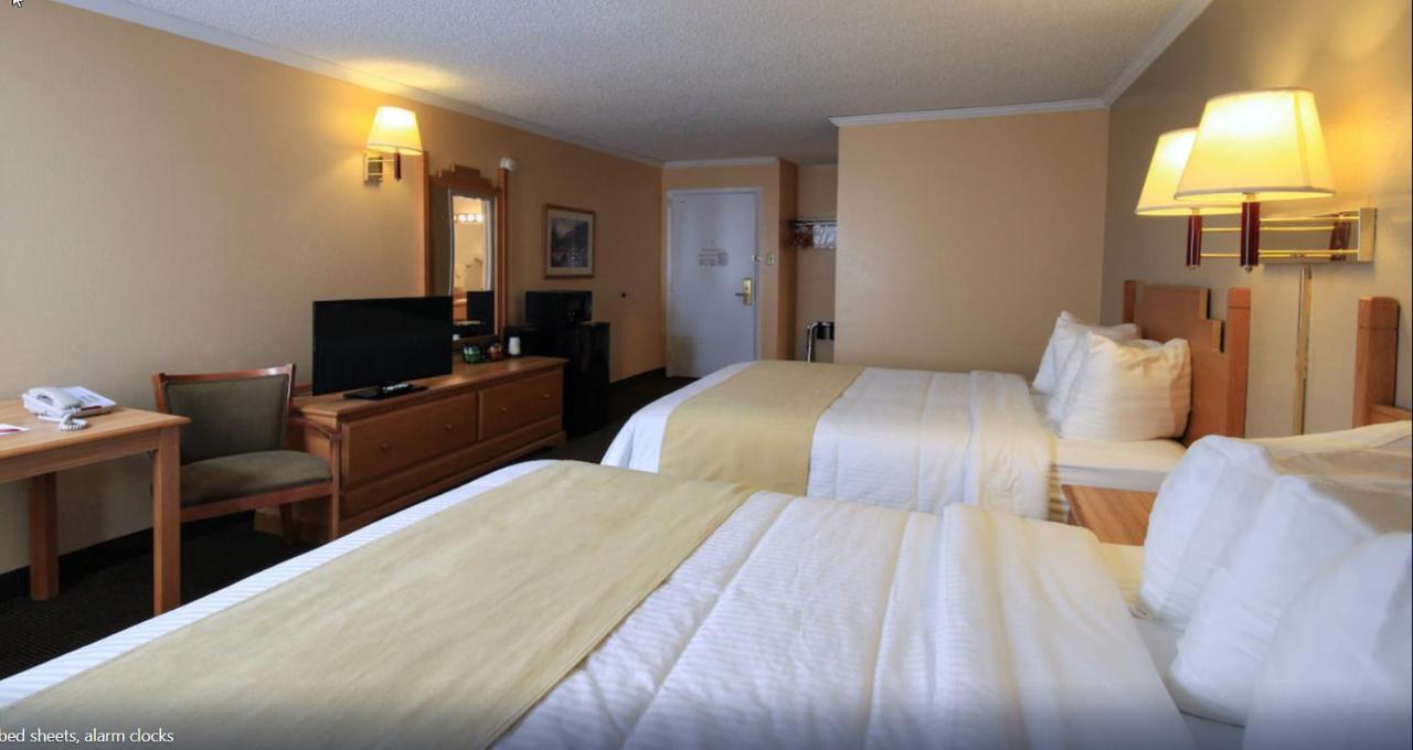 Yellowstonepark Inn&Suites Livingston Exterior photo